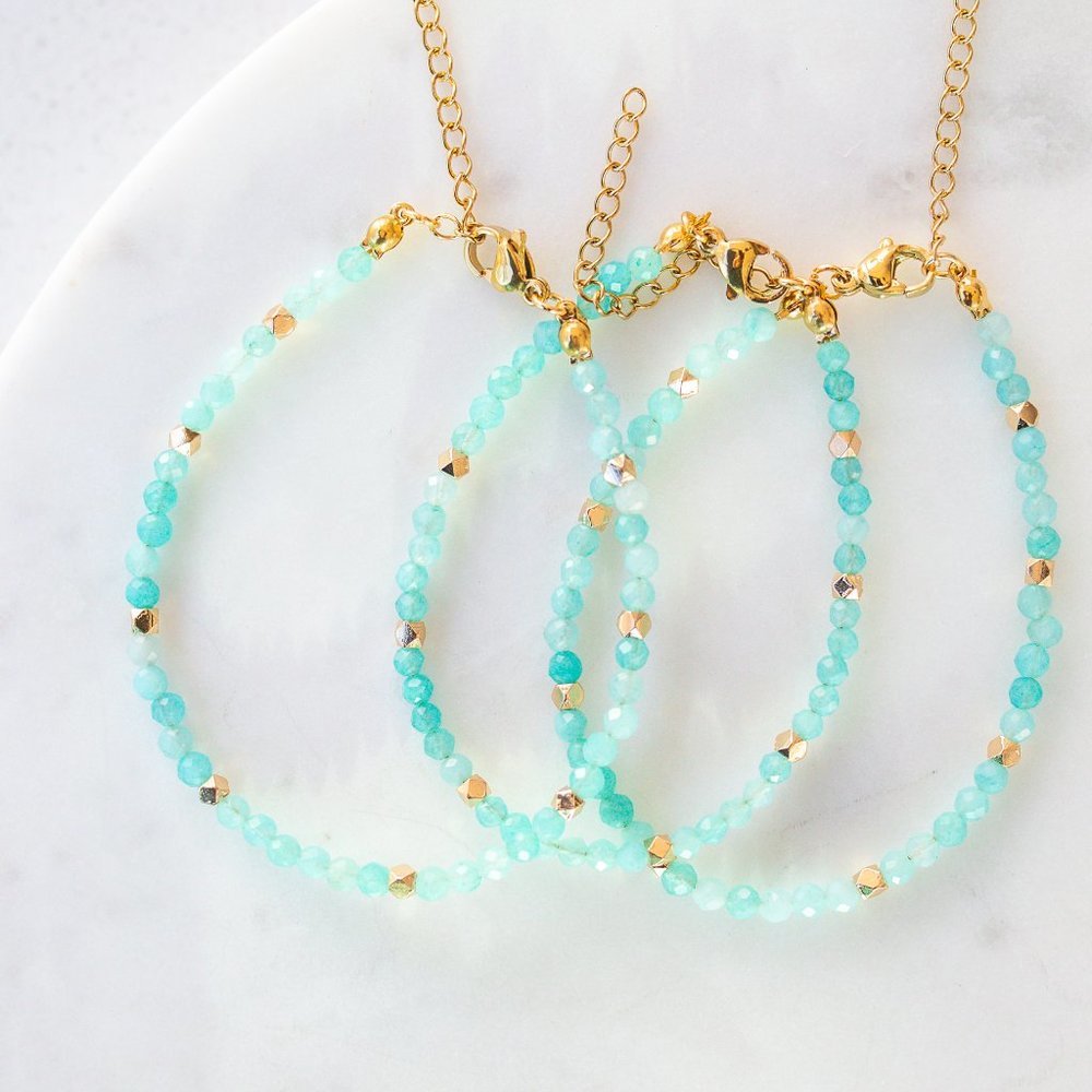BEAUTIFUL COLOR gemstone beaded bracelet Amazonite Vibrant Teal Blue Beaded
